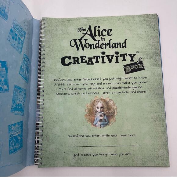 ALICE IN WONDERLAND Kids Coloring Creativity Book Gift Disney Arts & Crafts NWT - Picture 4 of 13